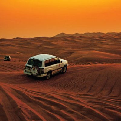 Dubai-travel-road-trip-drive-desert-808624